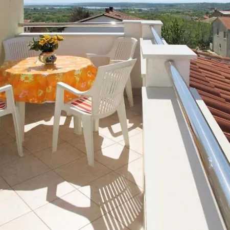 Celina Appartement *