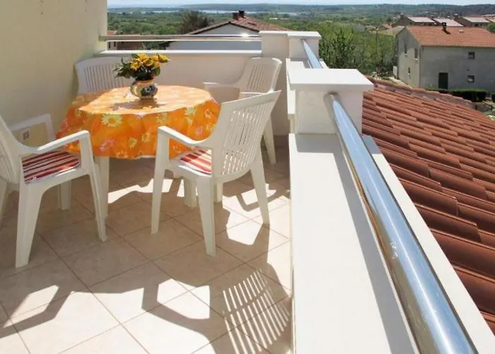 Celina Appartement *